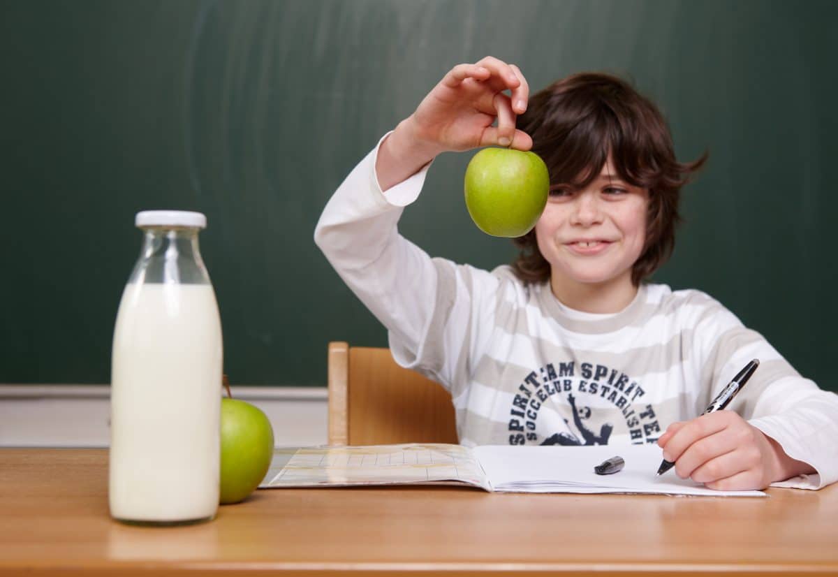 Lait et fruits à l’école